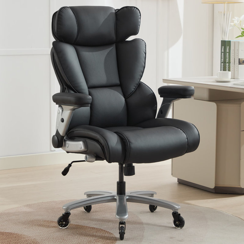 Grande et grande chaise de bureau avec support lombaire réglable