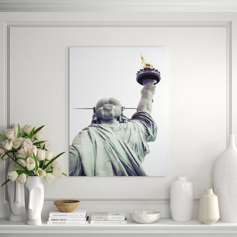 La Dame - reproduction de photo sur acrylique, H 40 po x l 30 po