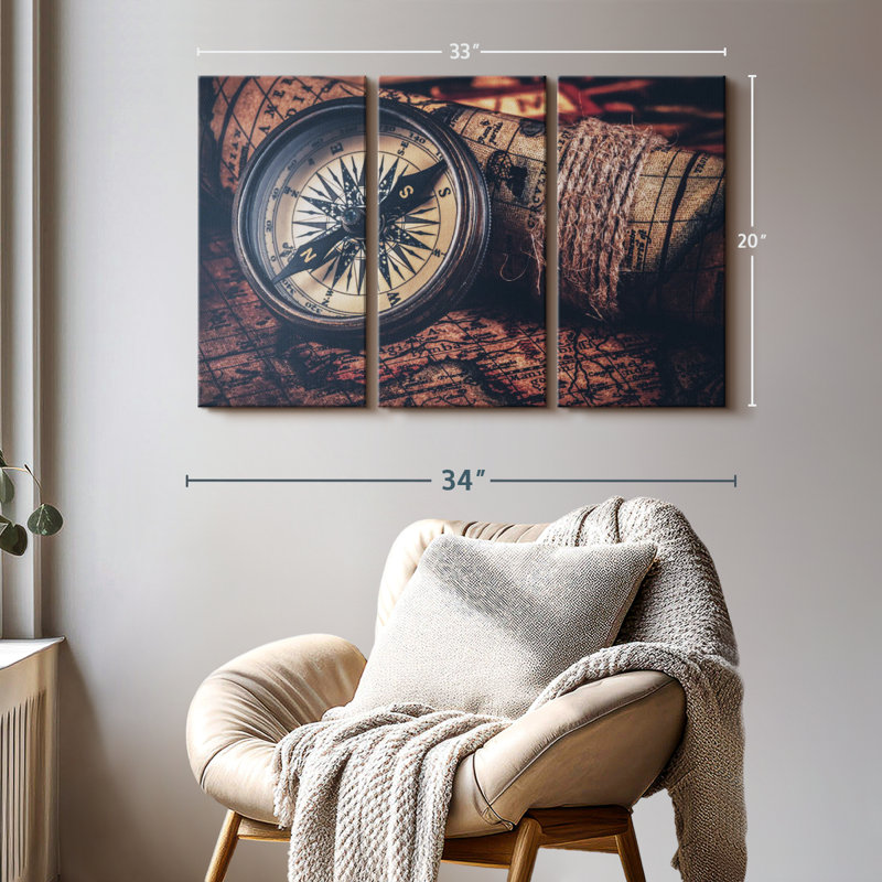 «Compass And Old Map» sur toile, H 20 po x l 33 po x P 1,25 po