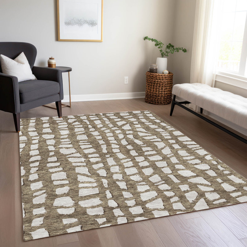 Lamanna Washable Striped Indoor / Outdoor Rug, Rectangle 2'6" x 3'10"