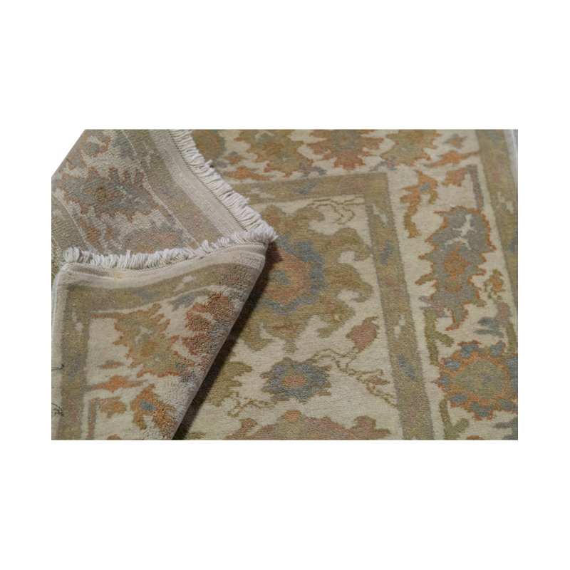 Tapis ivoire noué à la main de haute qualité