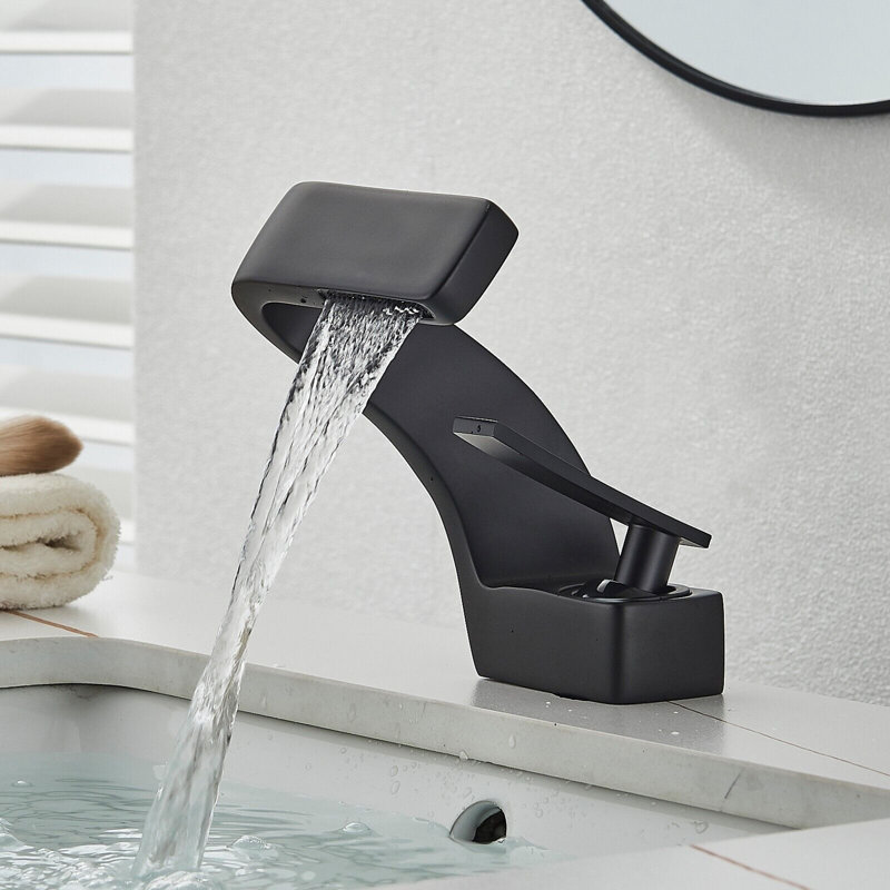 Single-Hole Single-handle Bathroom Faucet, Matte Black