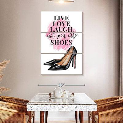 Tergel Live Laugh Love Shoes, typographie