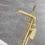 Robinet de baignoire autoportant moderne 37,48 "avec douche à main, robinet de baignoire fixé au sol-129414751