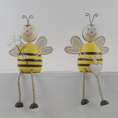 Tito Insects Metal Garden Statue