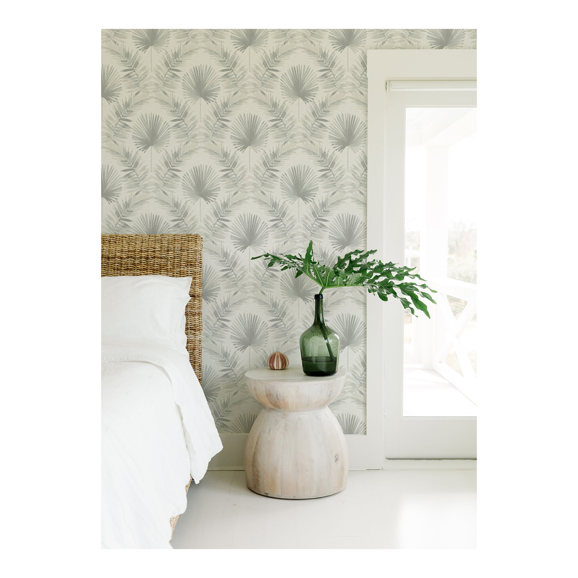Dorinda Botanical Wallpaper, Gray