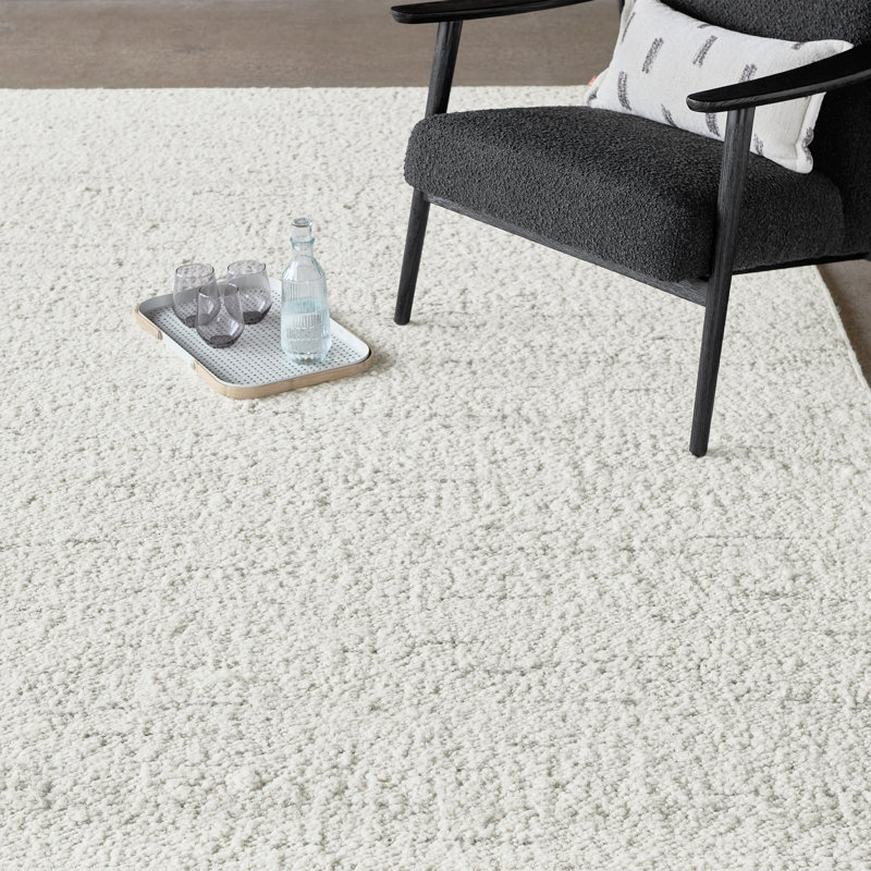 Strata Rug Wisp, Rectangle 5' x 8'