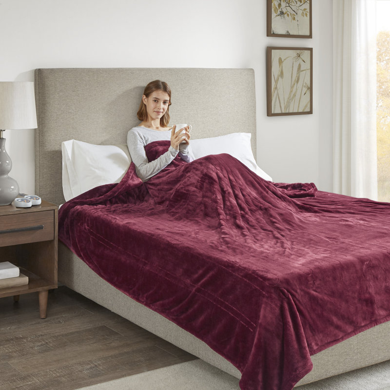 Twin Red Plush Electric Heated Blanket with Controllers