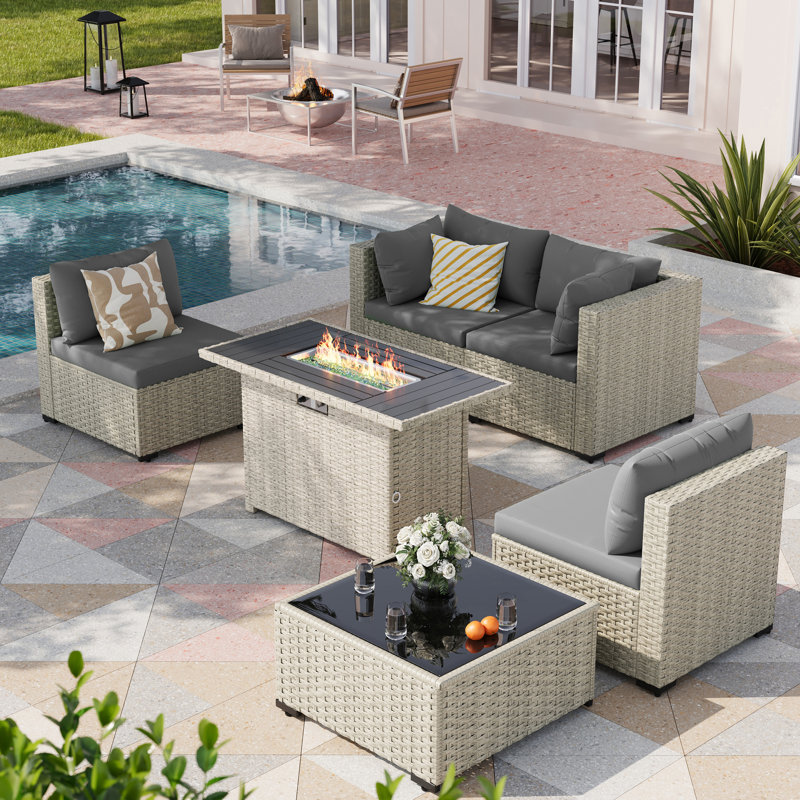 Ensemble de conversation pour patio 5 pièces en rotin avec foyer, Gris