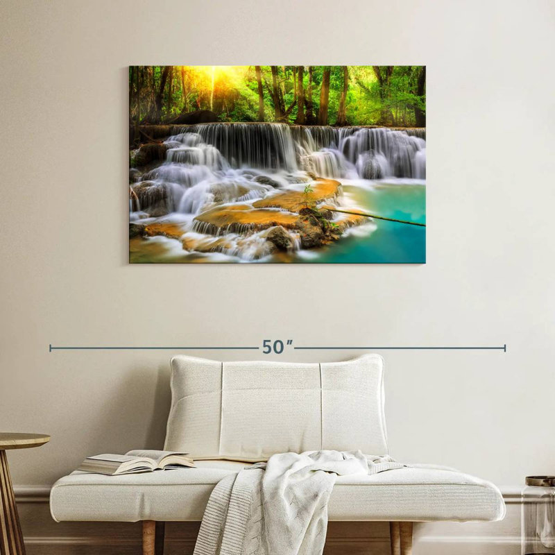 Kerrick Erawan Falls, H 26 po x l 39 po