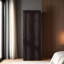 Grande armoire-penderie en noyer teint à 2 portes avec 4 tablettes et rangement vertical-1400813534