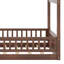 Structure de lit en bois avec clôture-709526563