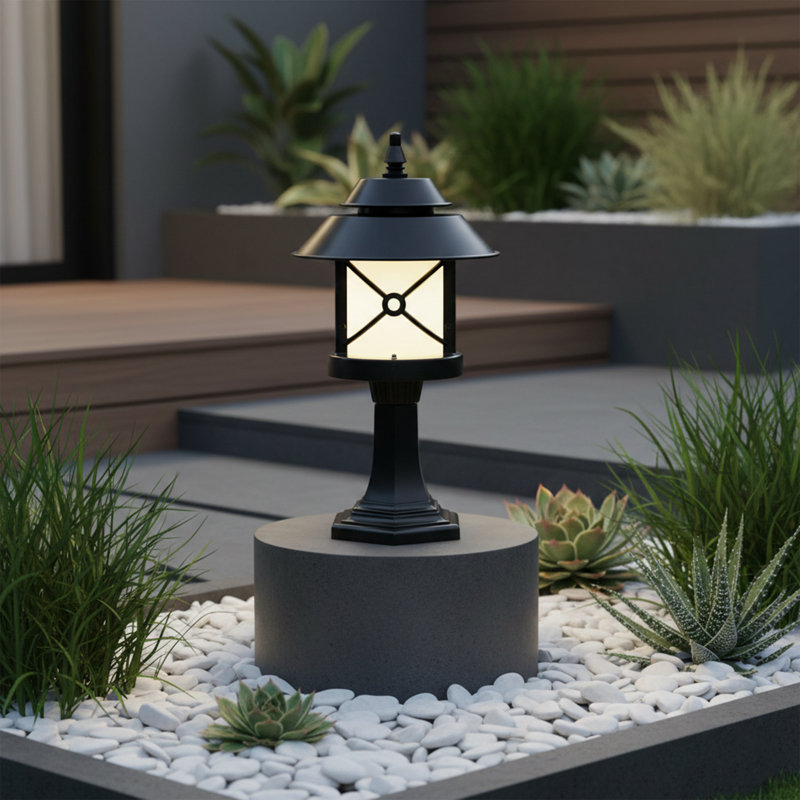 Hartford 1-Light Traditional Pedestal Light