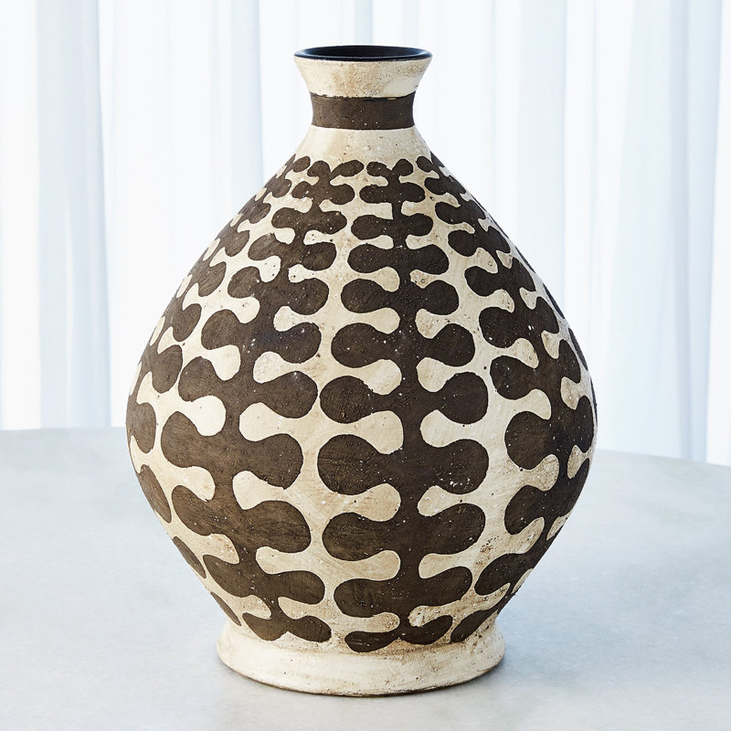 Vase Interlock