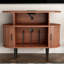 Grand support de tourne-disque rond avec station de charge et ports USB, armoire de rangement de disques, support de table tournante moderne Mid-Century