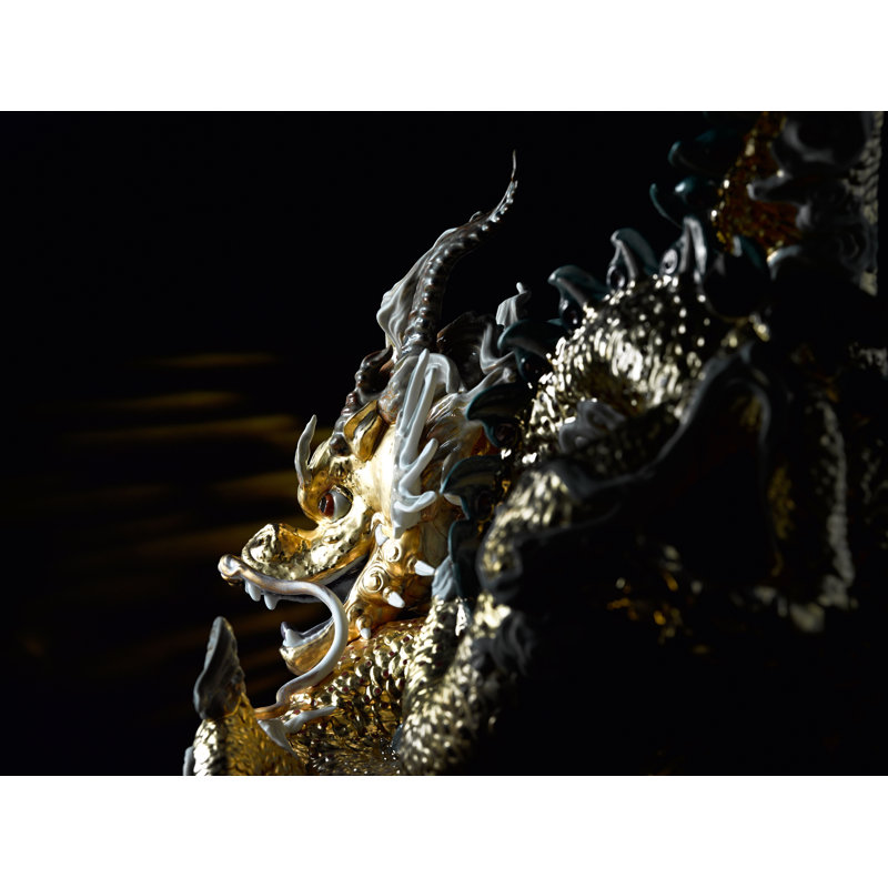Grande sculpture de dragon, Lustre doré