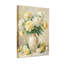Vase à fleurs et plantes avec roses blanches et jaunes-2121892554