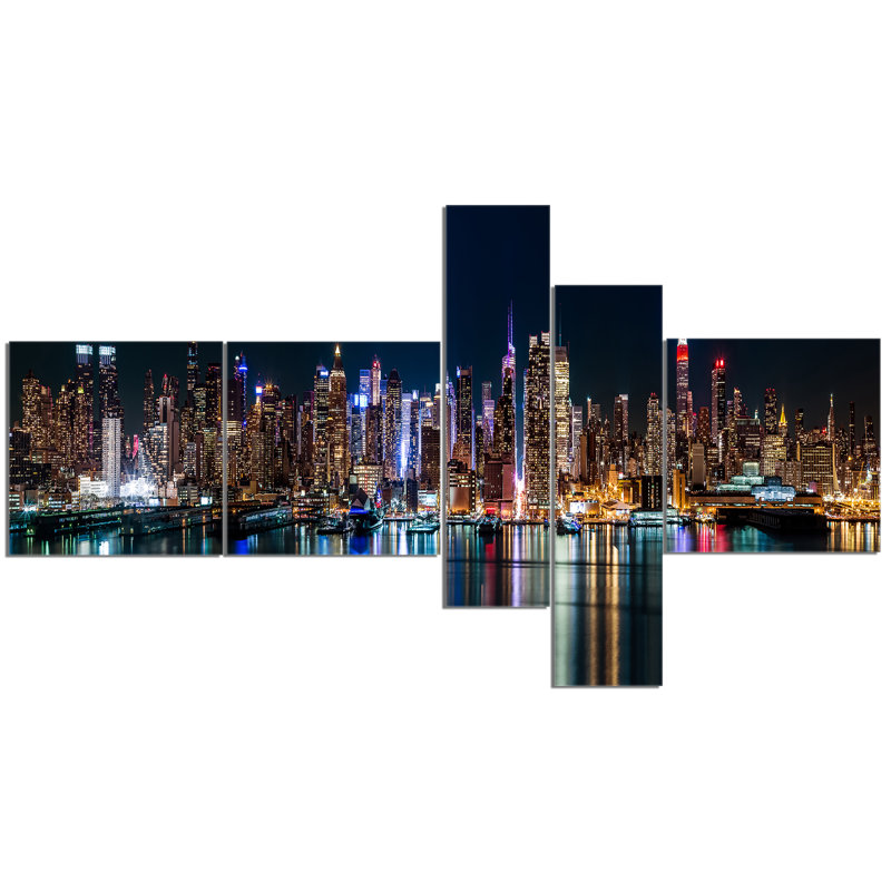 « new york midtown night panorama », reproduction de photo à multiples images sur toile