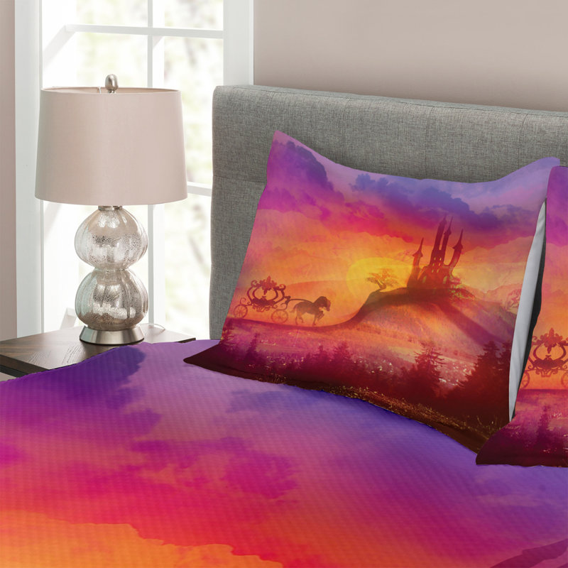 Fantasy Bedspread Set with Shams, 220 x 264 cm