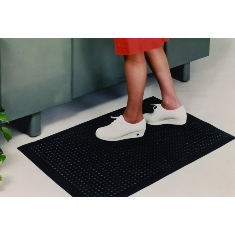 Rouleau de plancher de garage noir Comfort-Eze, Rectangle 2 pi 6 po x 5 pi