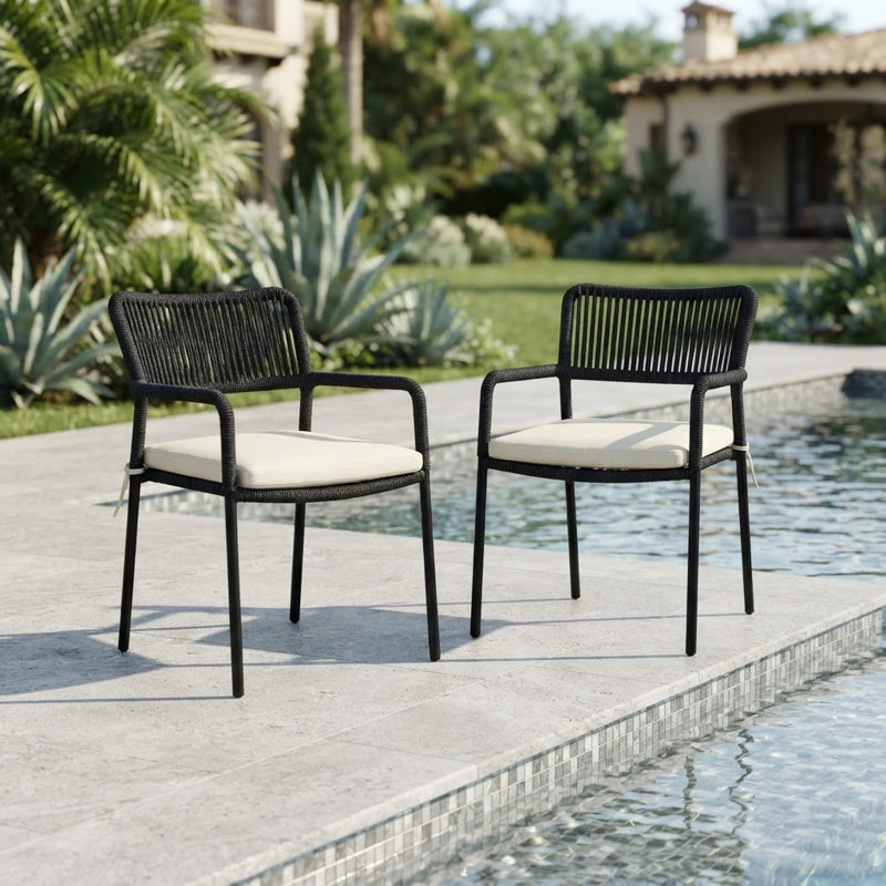 Chaise de patio empilable toutes saisons Fargo - Extérieur et intérieur - Fauteuils en rotin corde - Acier thermolaqué gris foncé avec coussins (ensemble de 2)