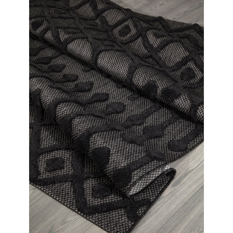Richarde Geometric Shapes Machine Made Indoor / Outdoor Area Rug, Rectangle 6'7" x 9'6"