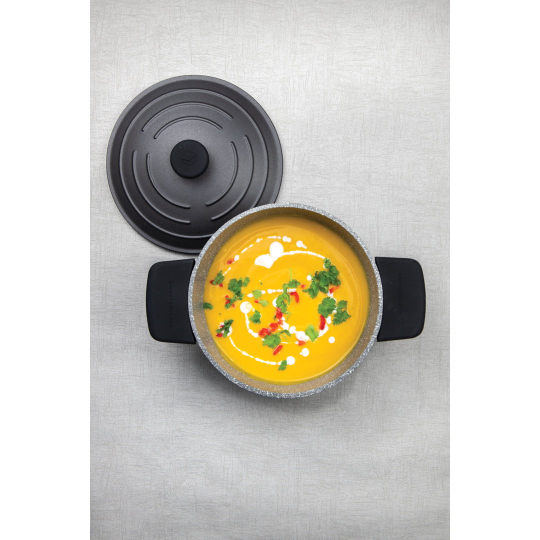 MasterClass Cast Aluminium Casserole Dish with Self Basting Lid and Silicone Handle Cover Set, 2.5L Non-Stick Round Induction Hob to Oven Dish, Black