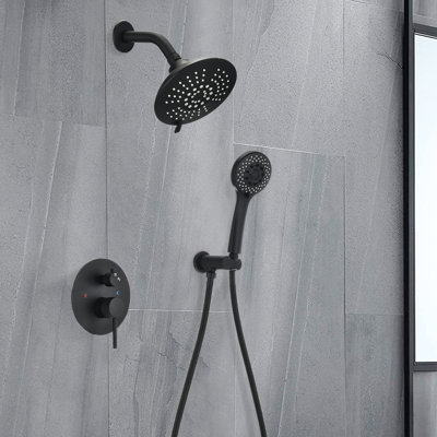 Système de douche avec valve brute