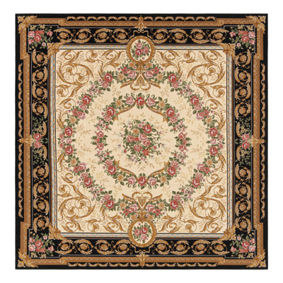 Indoor/Outdoor Traditional Area Rug