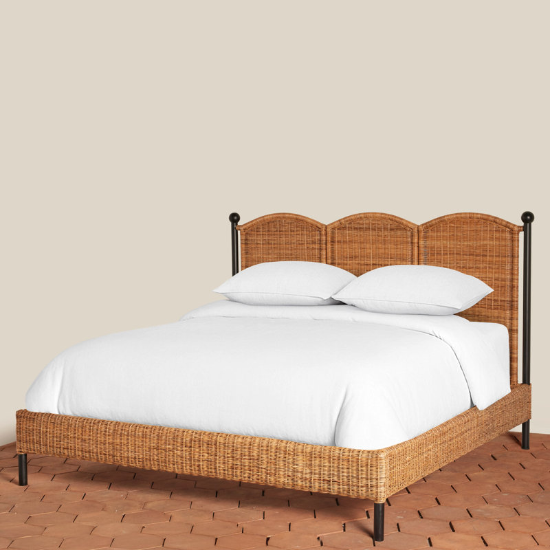 Lacoste Scalloped Bed, King