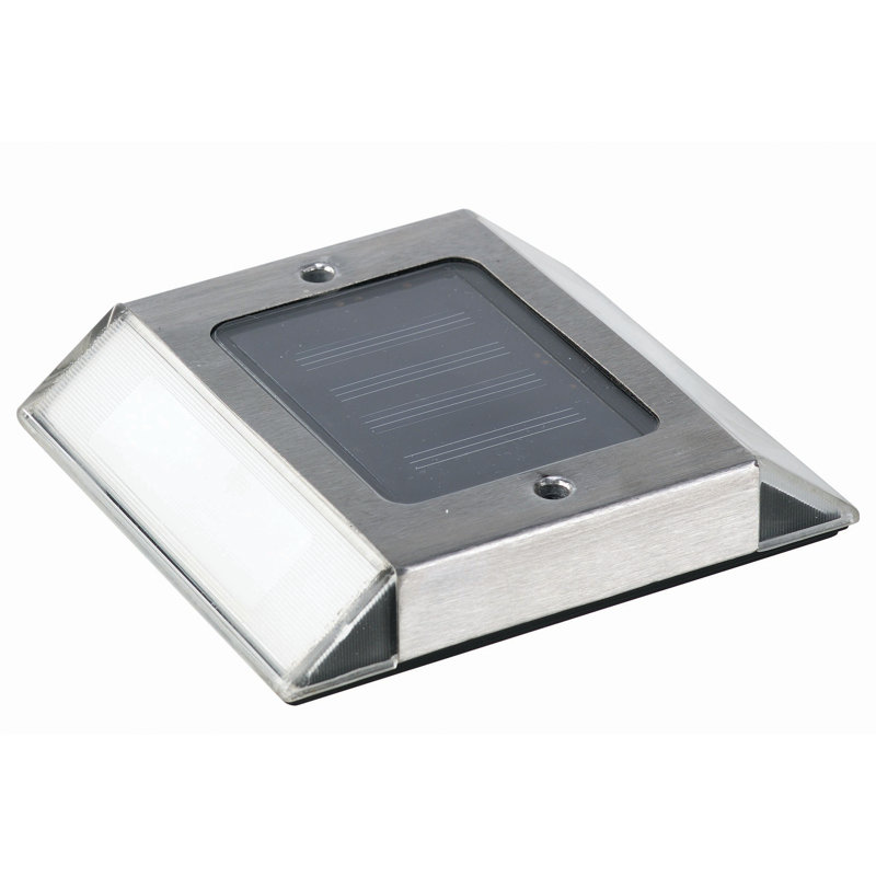 Classy Caps Stainless Steel Low Voltage Integrated LED Metal Pathway Light