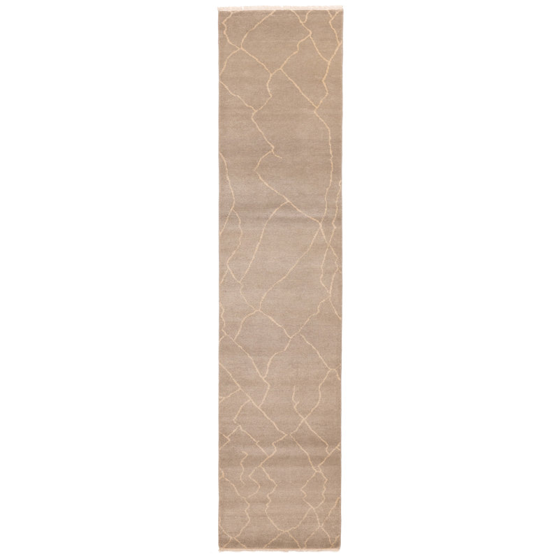 Tapis gris mystique 2 pi 6 po x 12 pi 0 po