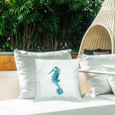 Coussin d'extérieur imprimé bleu hippocampe bleu marine par Kim Allen