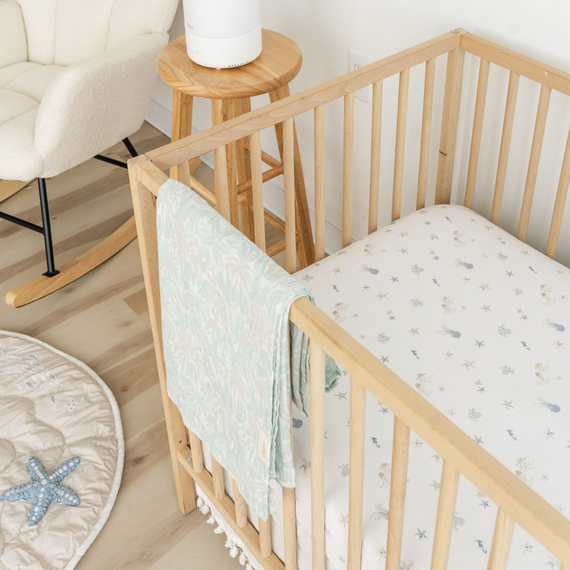 Cove Fitted Crib Sheet (Sea Life)