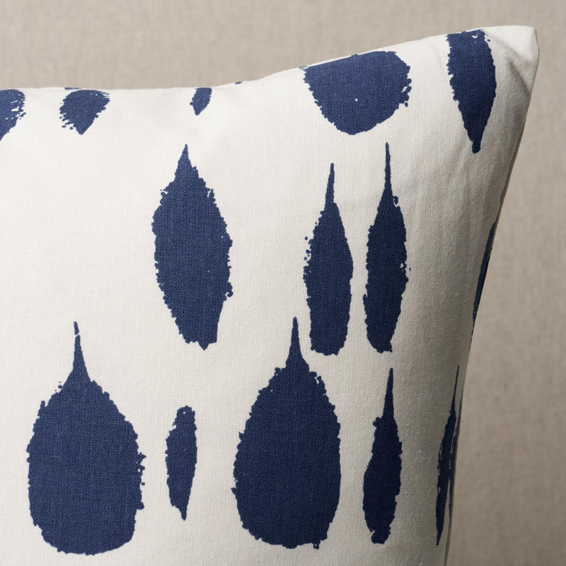 Queen Of Spain Pillow, 22" x 22"