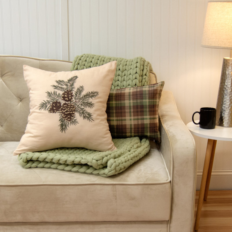 Donna Sharp Pine Star 2PC Embroidered Pillow Set