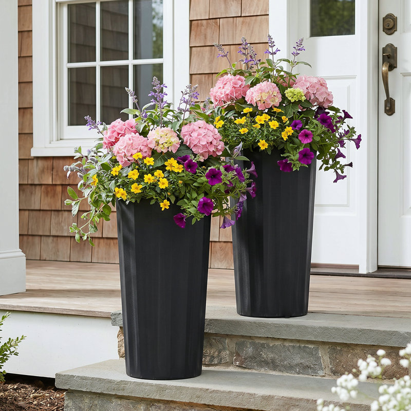 Pots à fleurs cylindriques en polyéthylène de 23,6 pouces de hauteur, Black