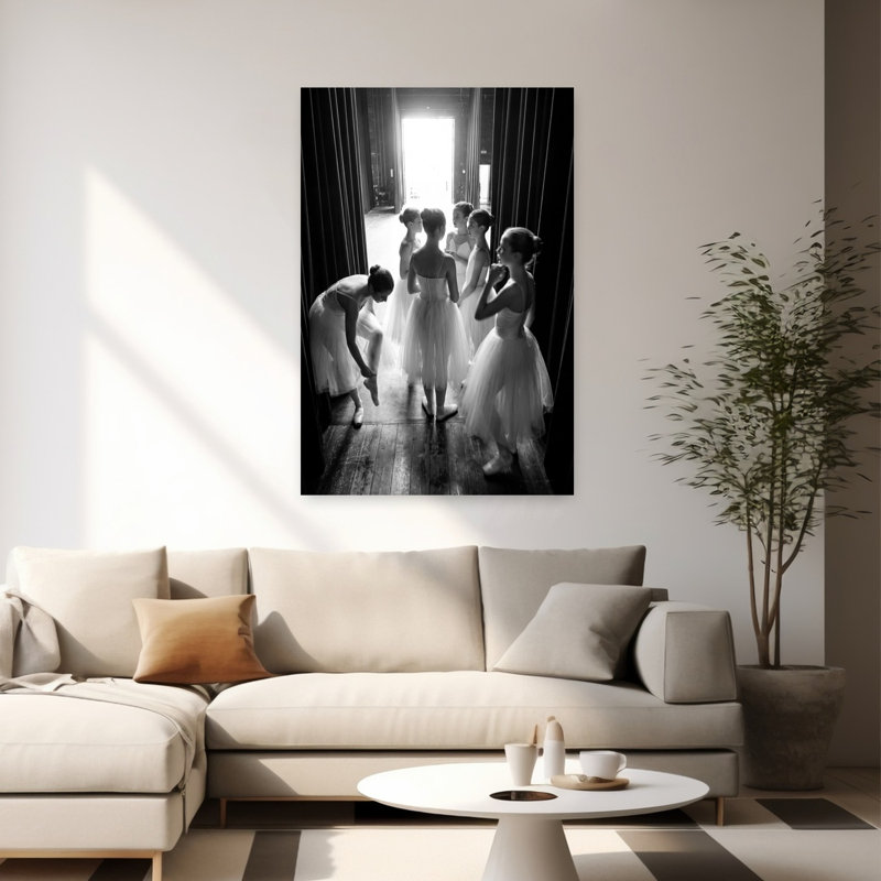 «Young Ballerinas Backstage Classic Dramatic Elegant», art mural, H 60 po x l 40 po