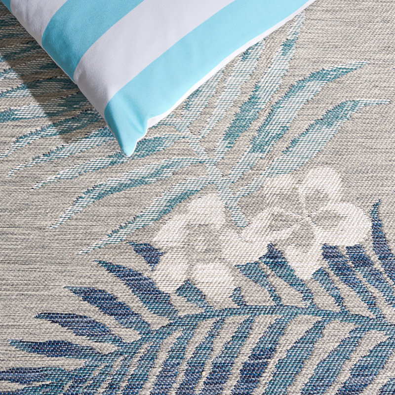 Cesca Sunrise Performance Floral Indoor/Outdoor Area Rug, Rectangle 4' x 5'7"