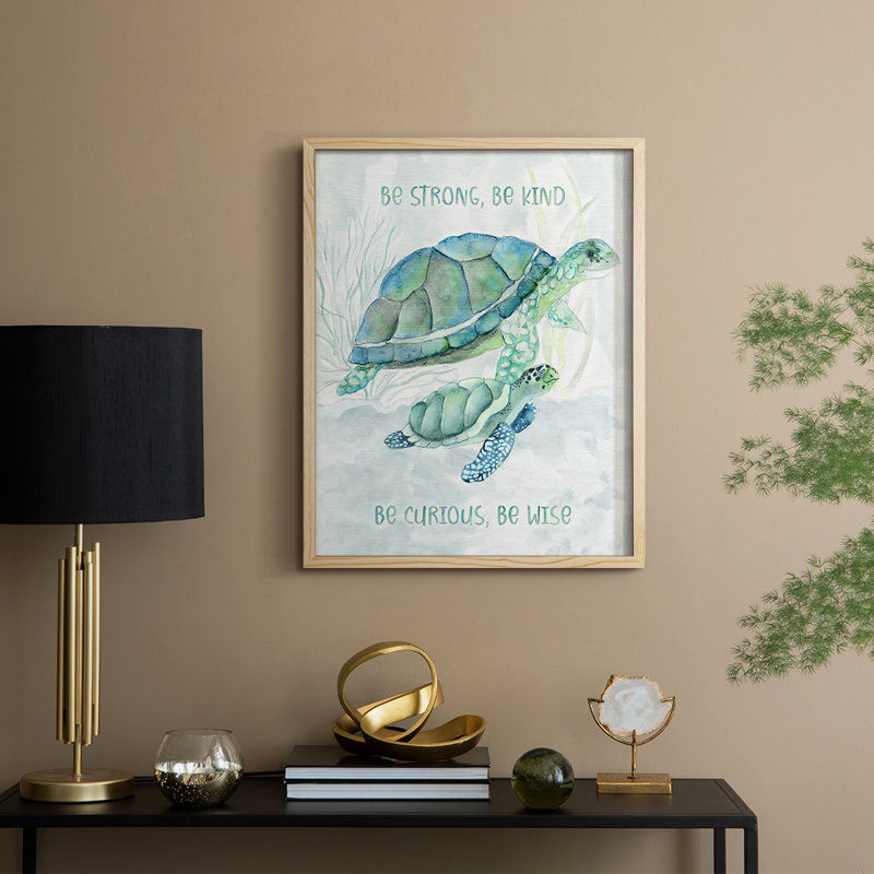 «Turtle Family I», reproduction encadrée - bois massif, Naturel, H 11 po x l 9 po
