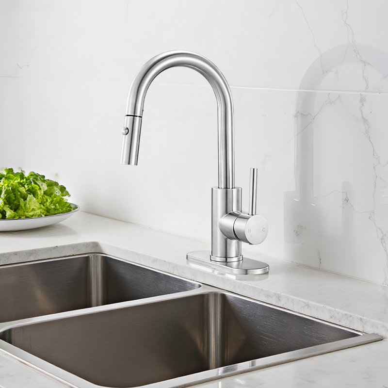 Single Handle Sink Faucet Brushed Nickel Pull-Down Kitchen Sink Faucet