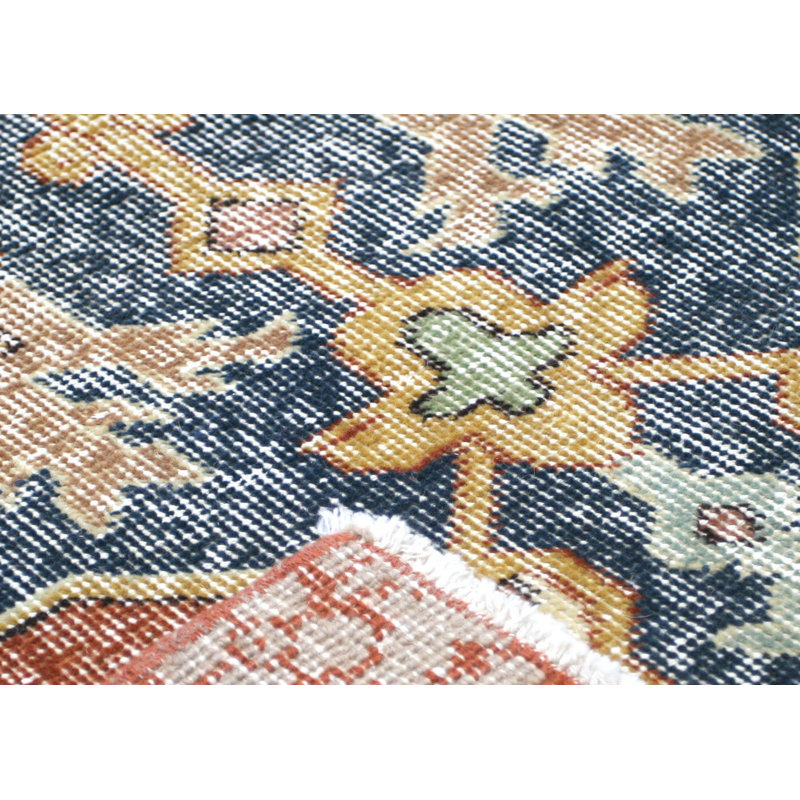 Tapis de couloir unique en laine noué à la main de style galerie des années 1960 de 7 pi 10 po x 16 pi 7 po en rouge / bleu foncé Gallery