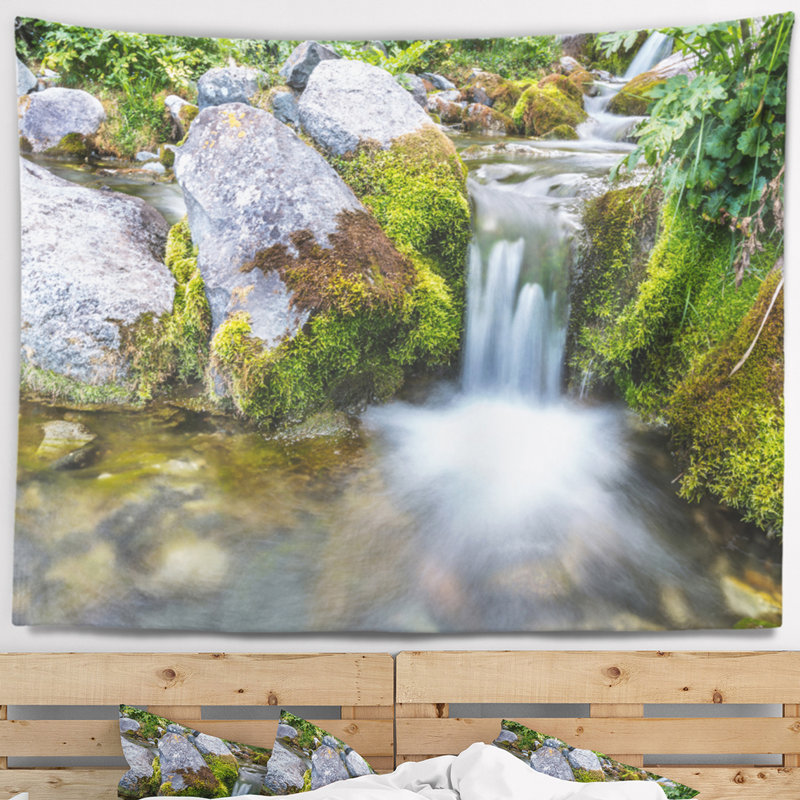 Tapisserie de flux d’eau d’été en polyester avec accessoires suspendus inclus, H 50 po x l 60 po