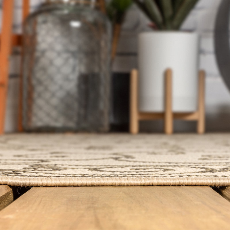 Hagerman Vintage Filigree Textured Weave Beige/Brown Indoor/Outdoor Rug, Square 5'3"