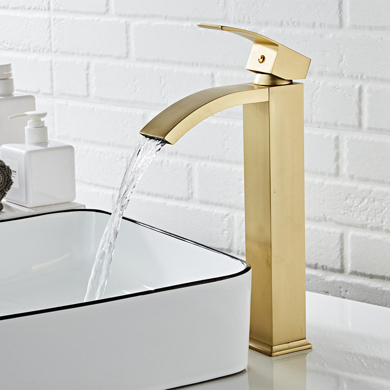 Bathroom Faucet with Drain Assembly, Matte Gold