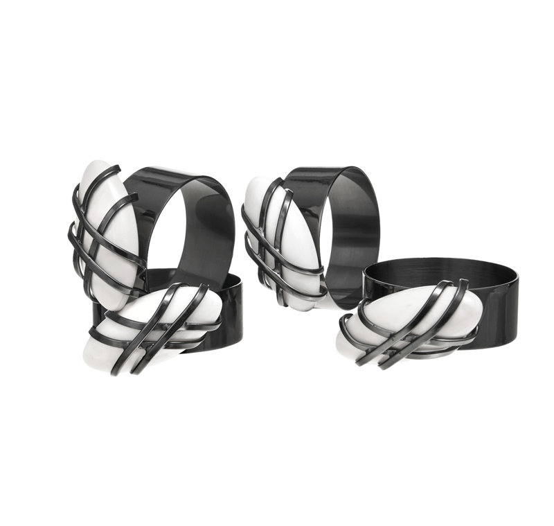 Midnight Pebble Napkin Ring Set
