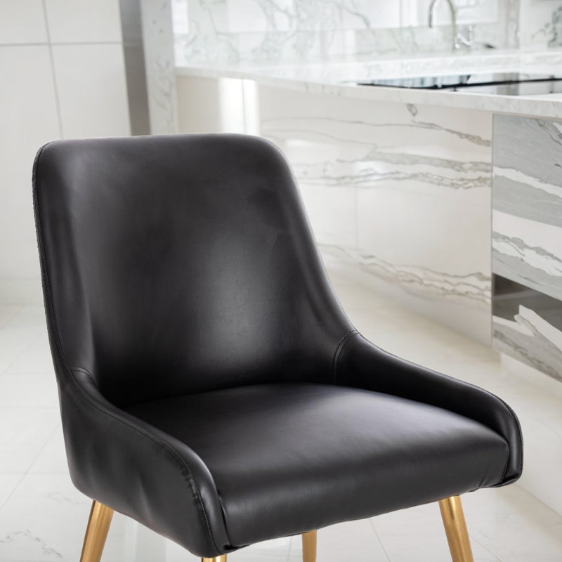 Chaise rembourrée en cuir Norika Pu, Noir