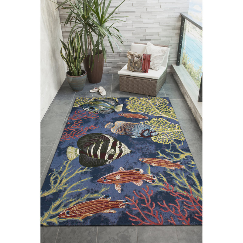 Tapis d'intérieur / extérieur bleu marine Bay Isle Home ™, Rectangle 6 pi 6 po x 9 pi 4 po