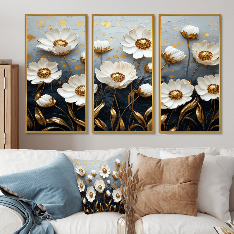 «White Gold Cornflowers Meadow Charm I», ensemble d'art mural, Toile avec cadre flottant or, H 28 po x l 36 po x P 1 po