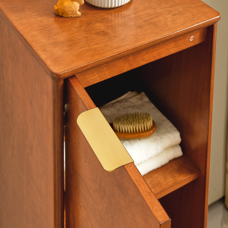 Armoire pour salle de bain et armoire à linge avec tablettes réglables